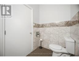 2 - 16 Sims Crescent, Richmond Hill, ON L4B2P1 Photo 14