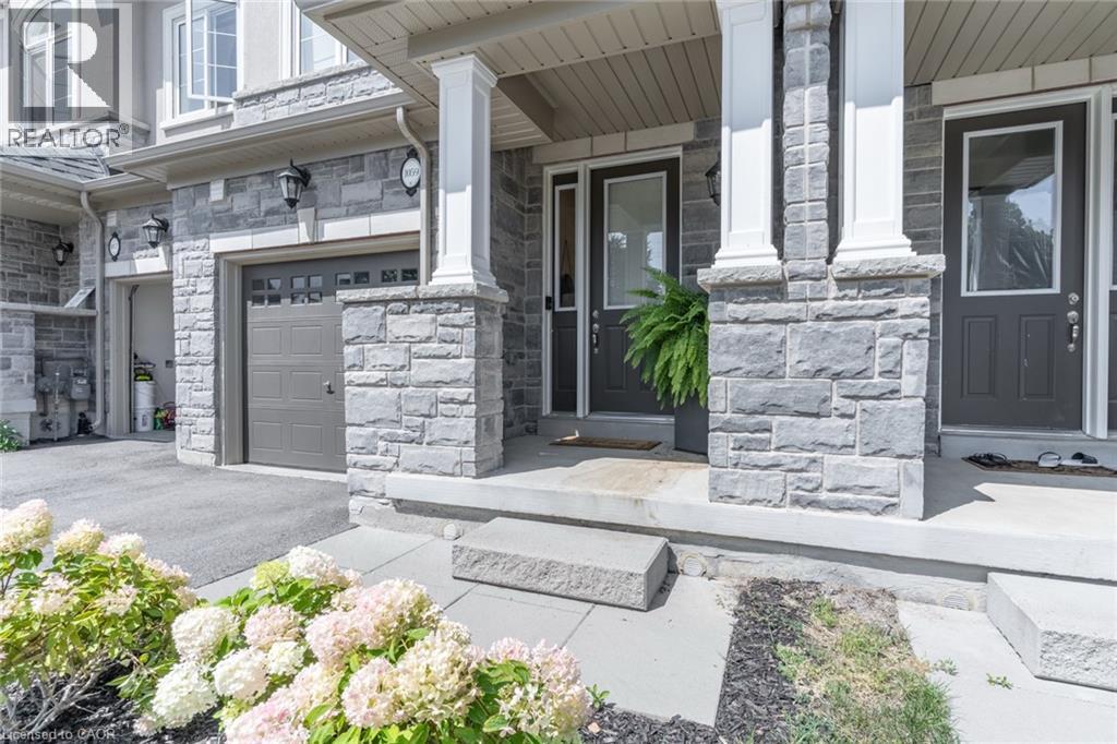 1059 GARNER Road, Hamilton — photo 2