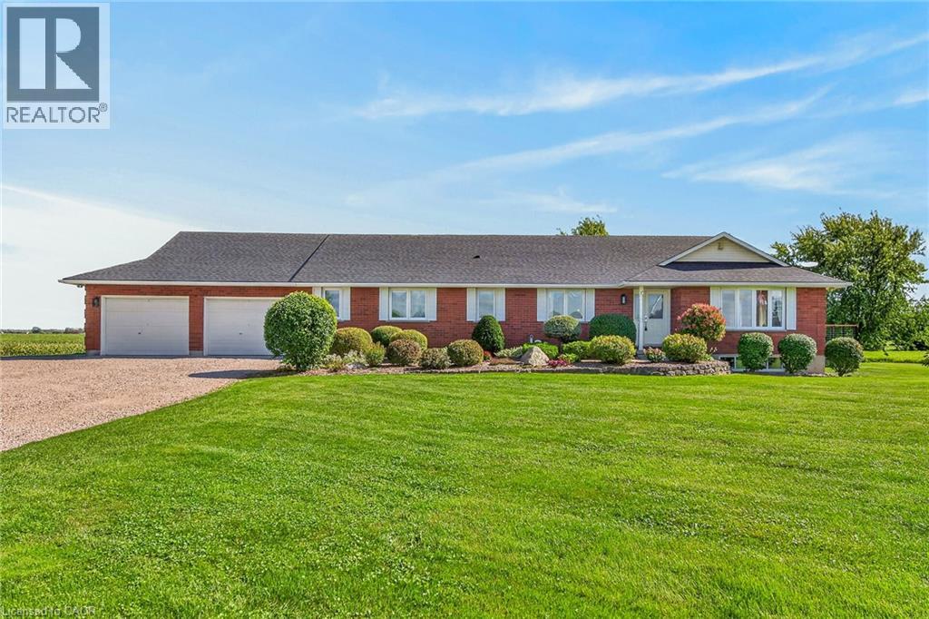 450 STONEY CREEK Road, York — photo 2