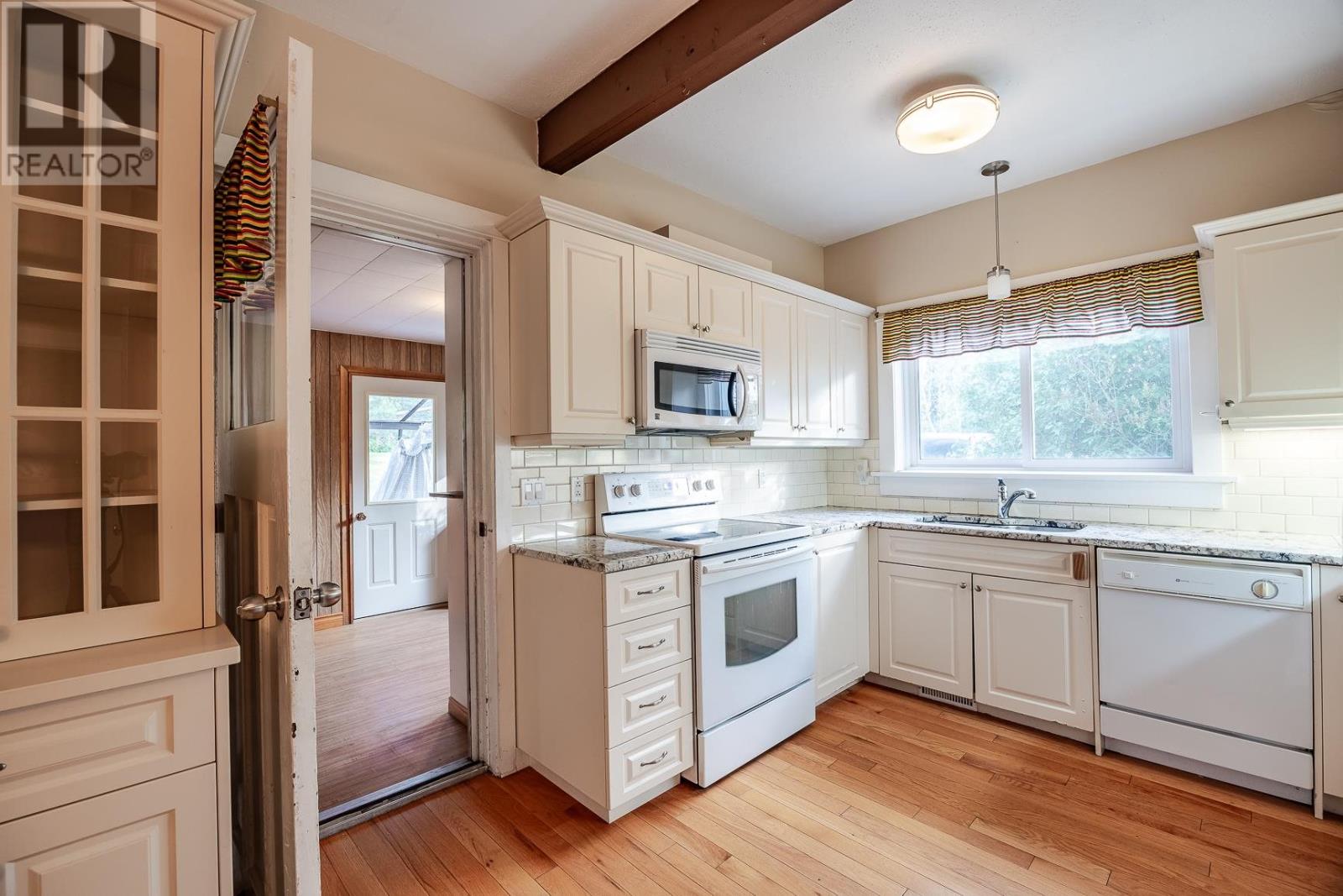 1805 Shore RD, Richard's Landing — photo 9