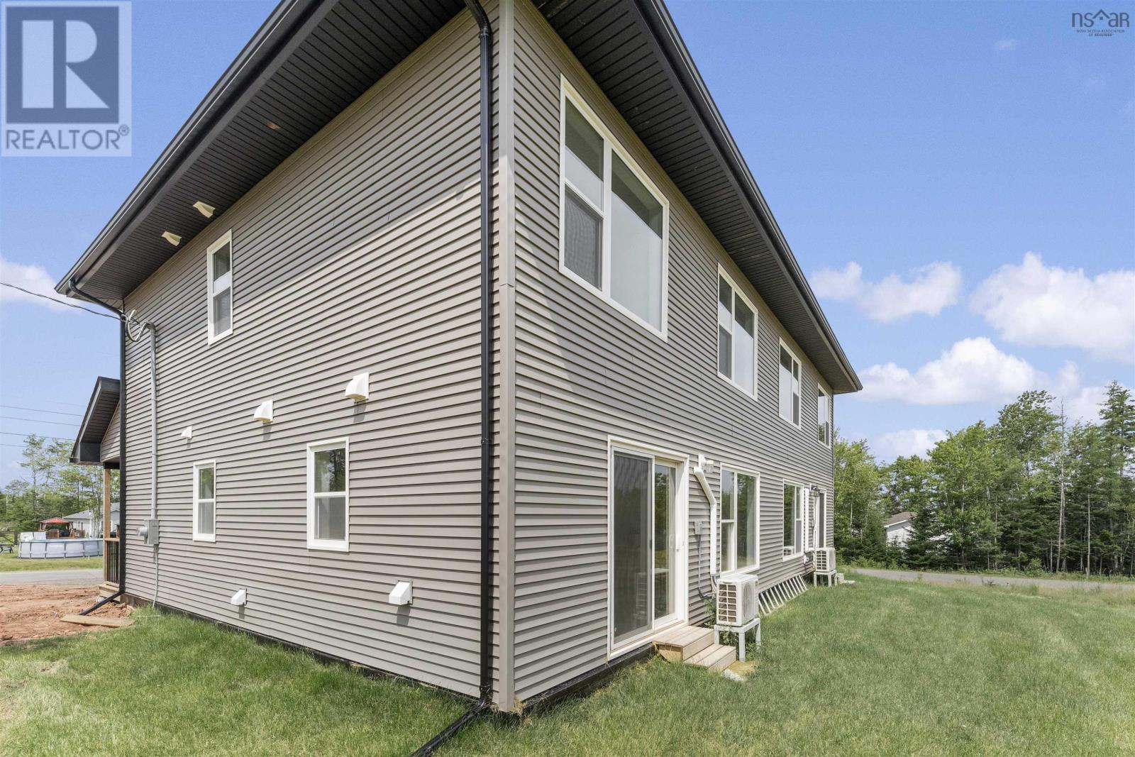 135 Blainedale Drive, Salmon River — photo 4