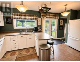 Bonus Room - 12 Maple St, Wawa, ON P0S1K0 Photo 11