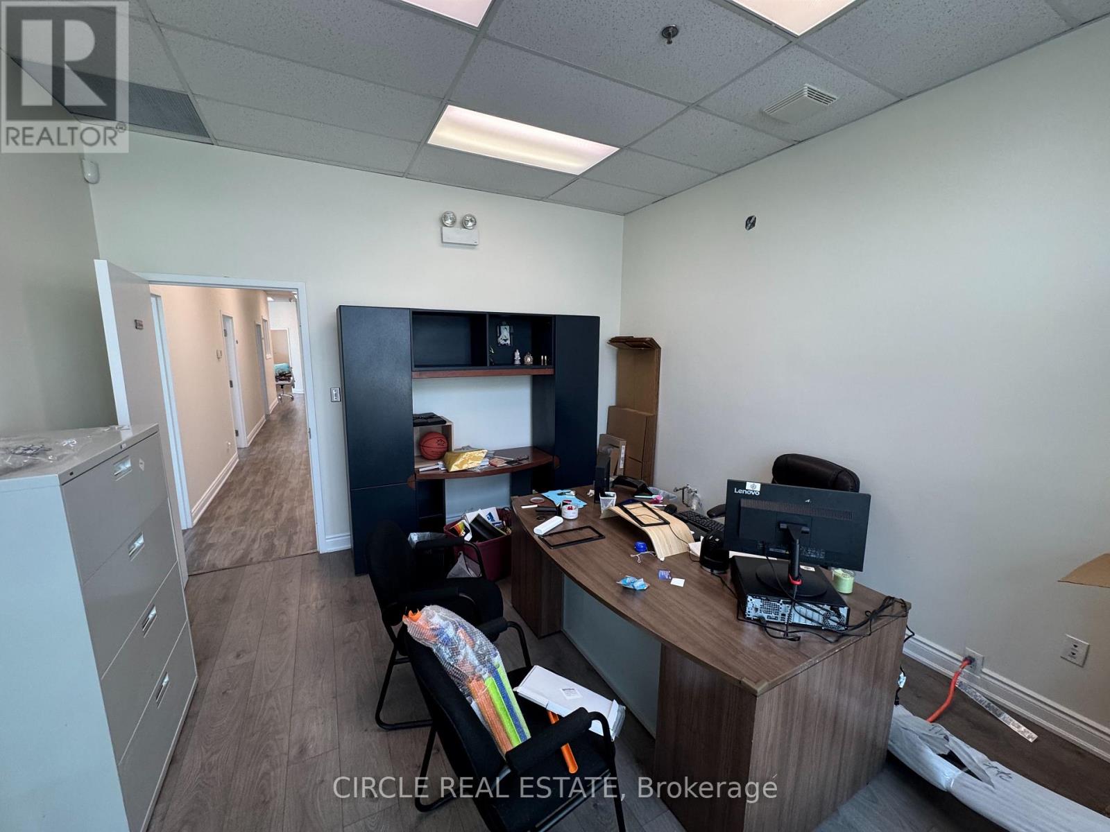 100 EXCHANGE DRIVE, Brampton (Airport Road/ Highway 7 Business Centre) — photo 2