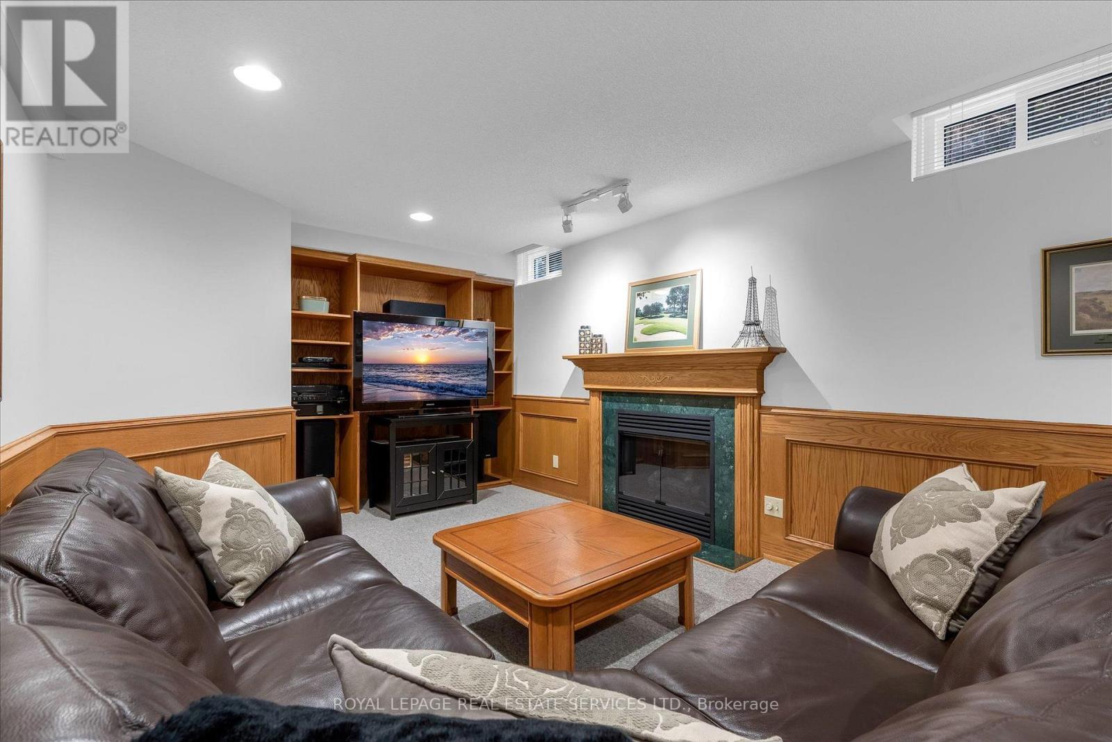 1075 MAYFAIR ROAD - Image 24