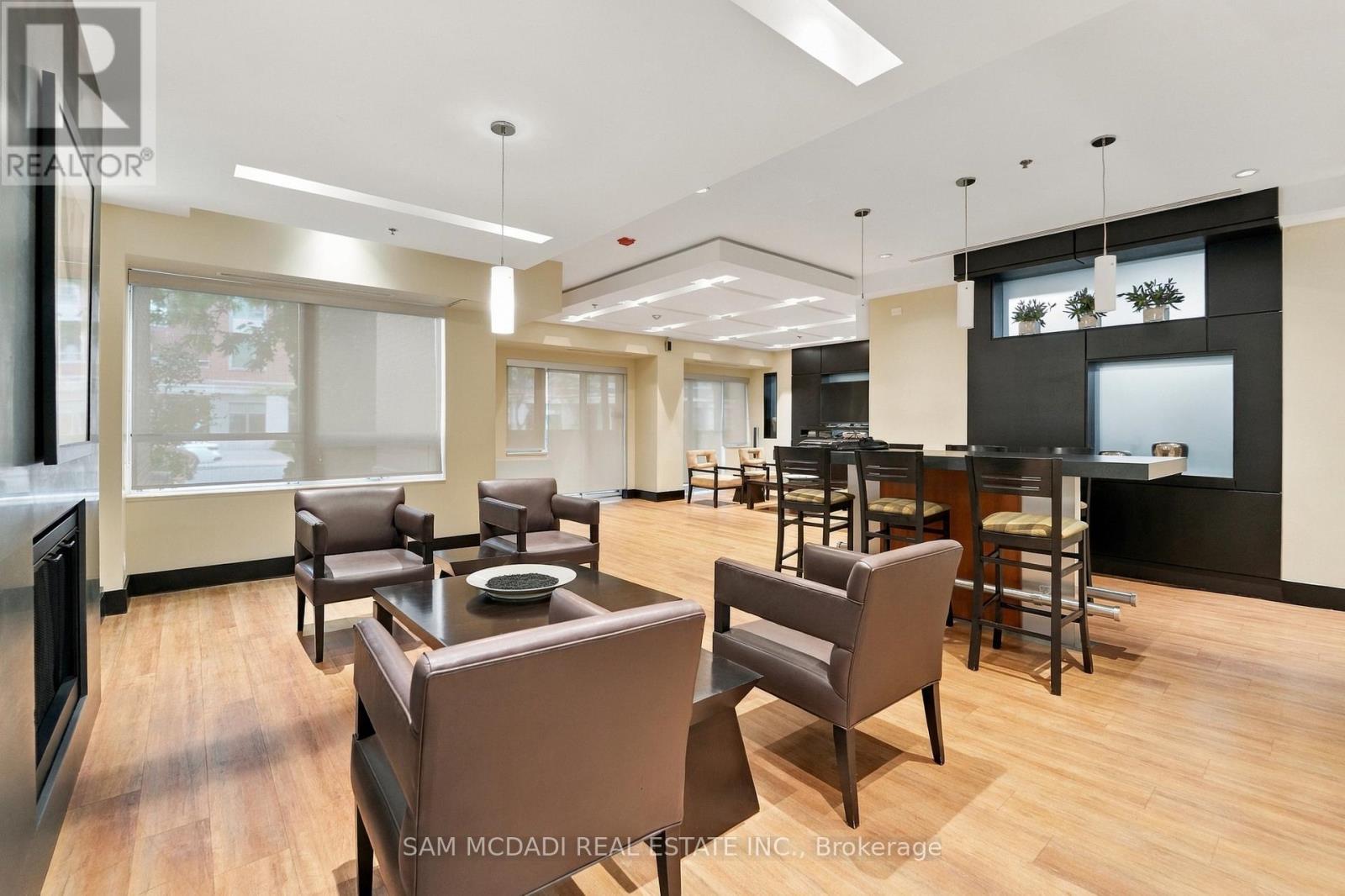 #107 80 PORT STREET E - Image 39