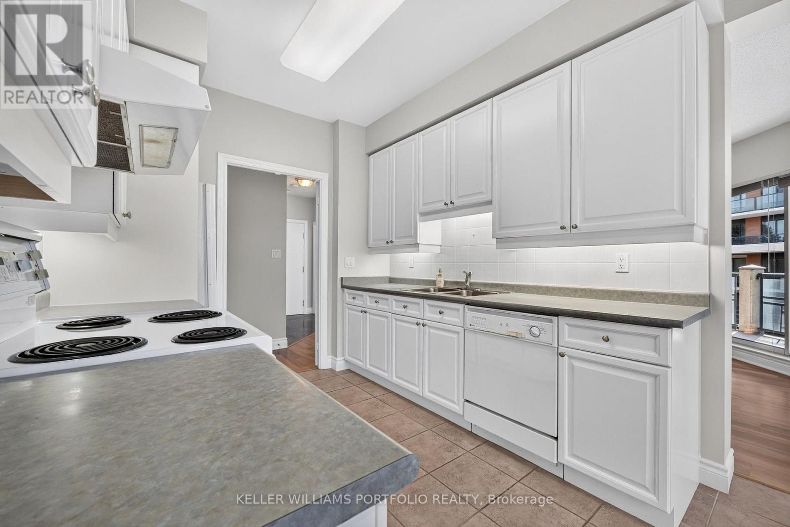 509 - 1 LOMOND DRIVE, Toronto (Islington-City Centre West) — photo 7