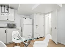 Lower - 146 Earlscourt Avenue, Toronto, ON M6E4A9 Photo 13