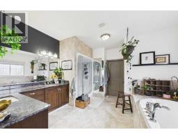 737 Canoe Avenue Sw, Airdrie, AB T4B3K5 Photo 28
