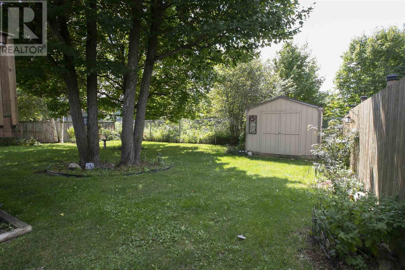 147 Queensgate BLVD, Sault Ste. Marie — photo 9