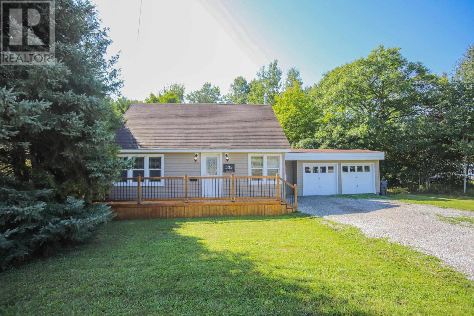 535 MacDonald AVE - 2