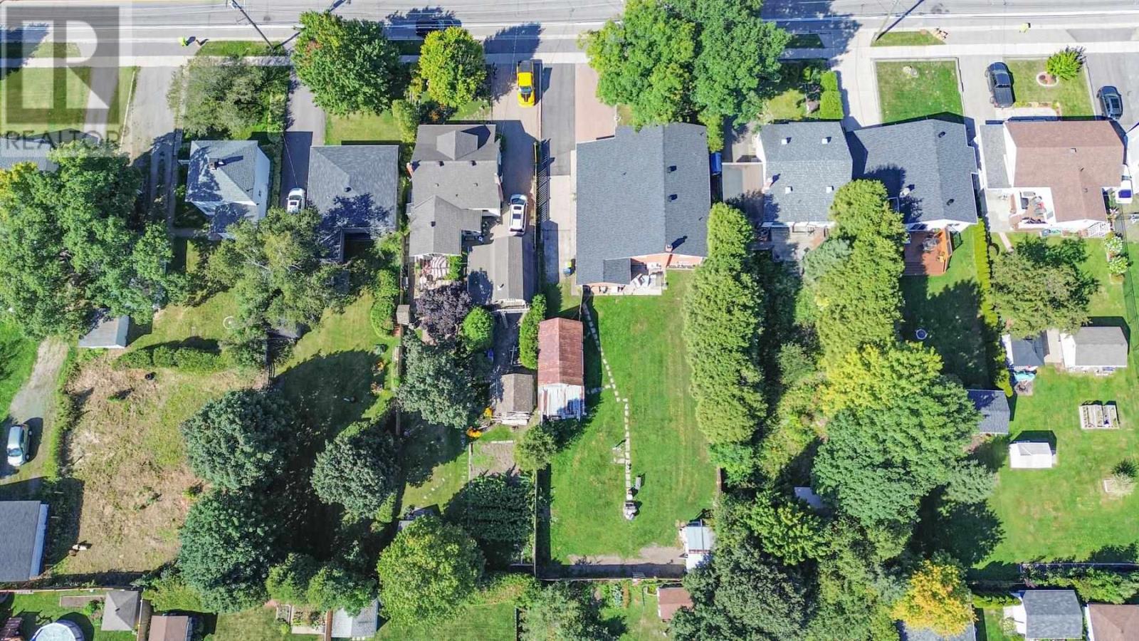 560 Lake ST - Image 44