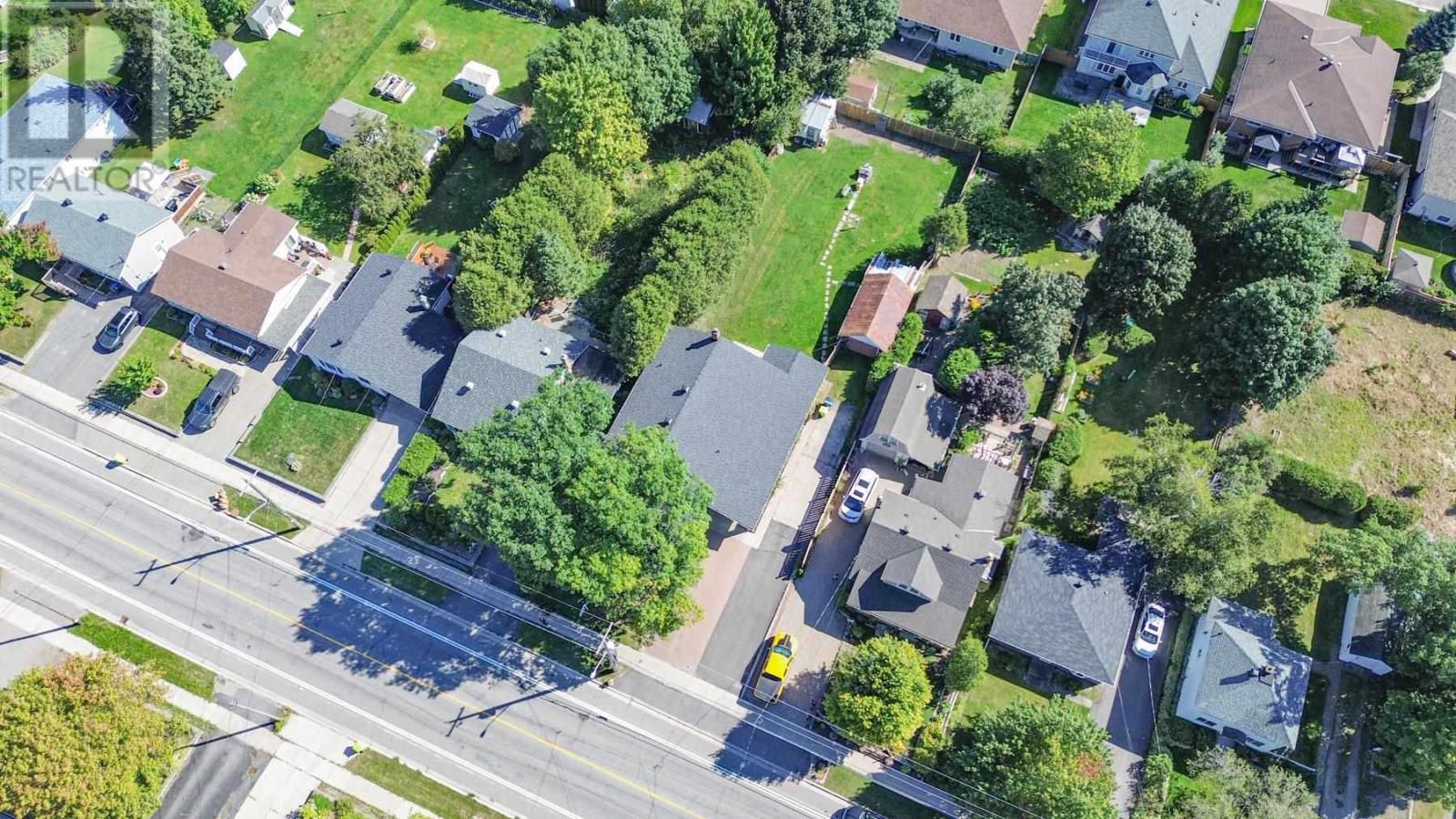 560 Lake ST - 49