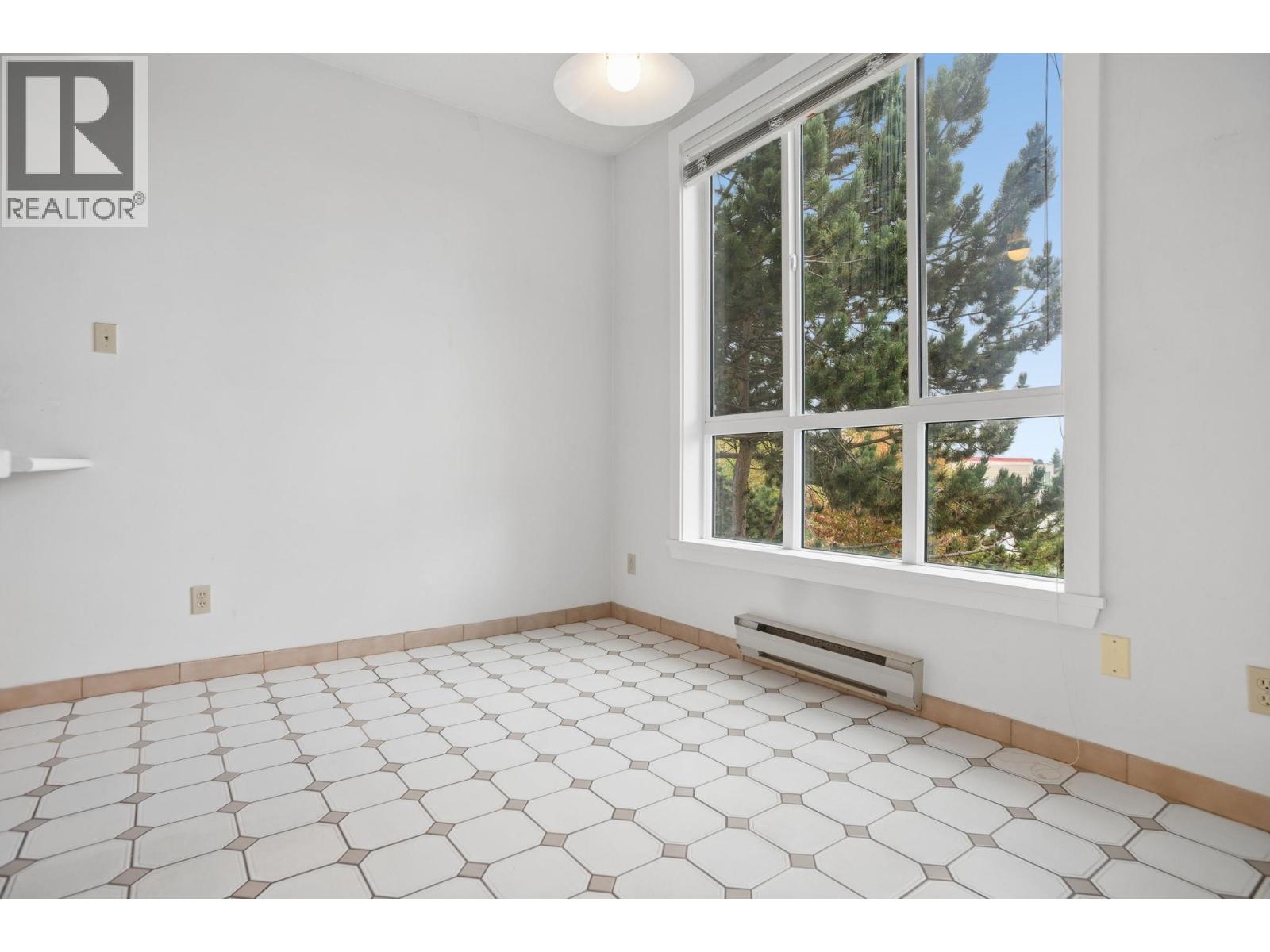 222 12873 RAILWAY AVENUE, Richmond - Image 1