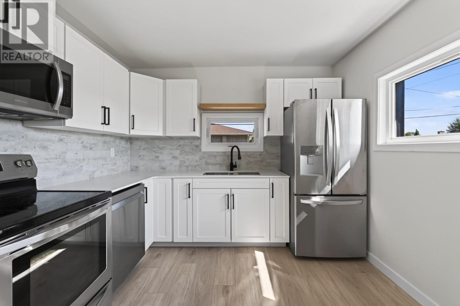 262 Kingsford RD - 13