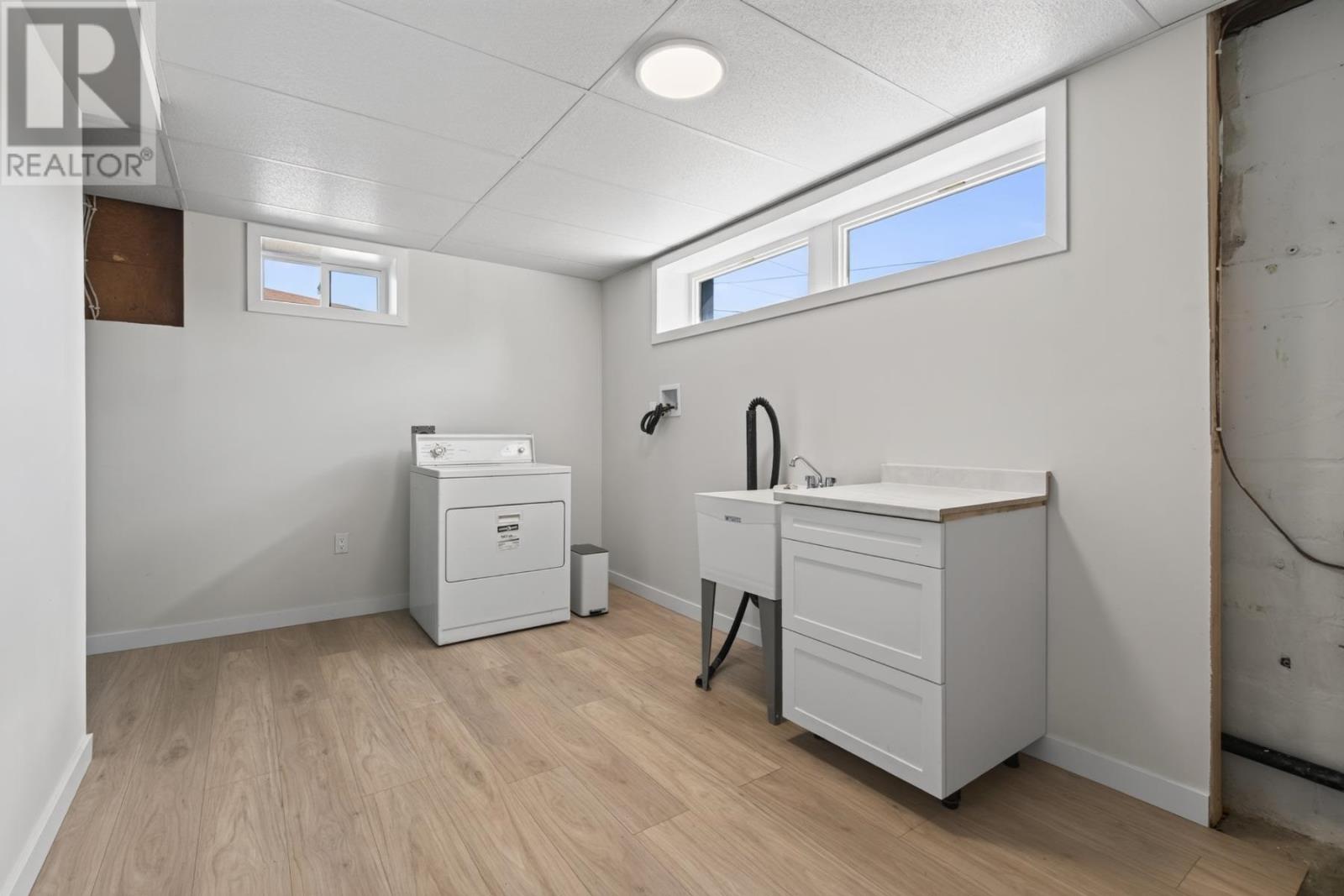 262 Kingsford RD - 35