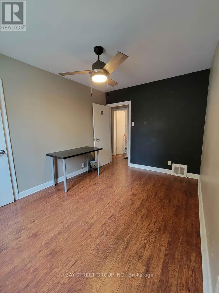 182 PHYLLIS AVENUE, Toronto (Cliffcrest) — photo 9