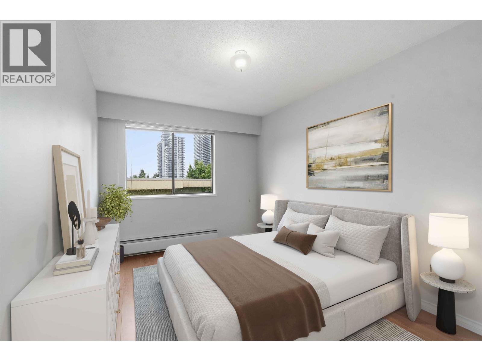 310 590 WHITING WAY, Coquitlam — photo 4