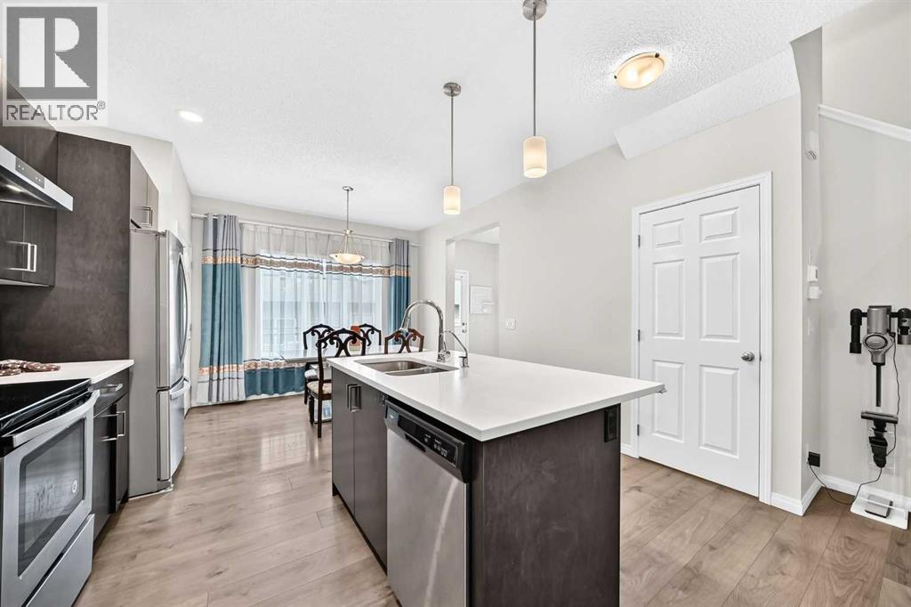 246 Walgrove Terrace SE - 4
