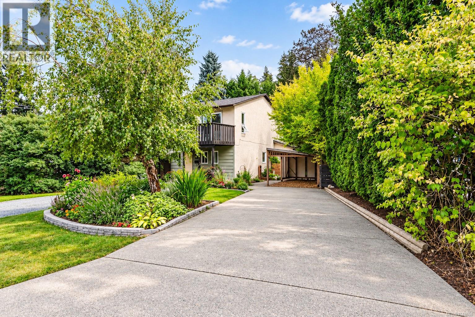 3035 Metchosin Rd - 26