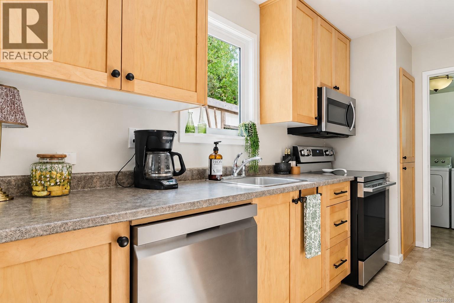 3035 Metchosin Rd, Colwood