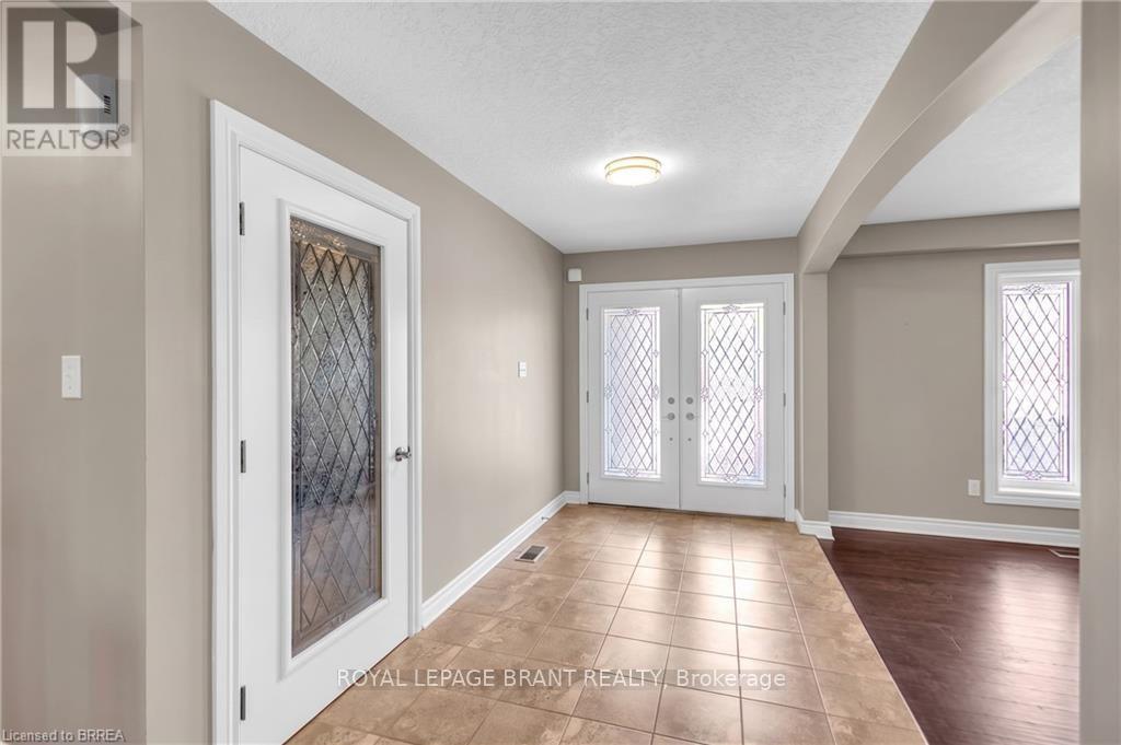 69 HUNTER WAY, Brantford — photo 5