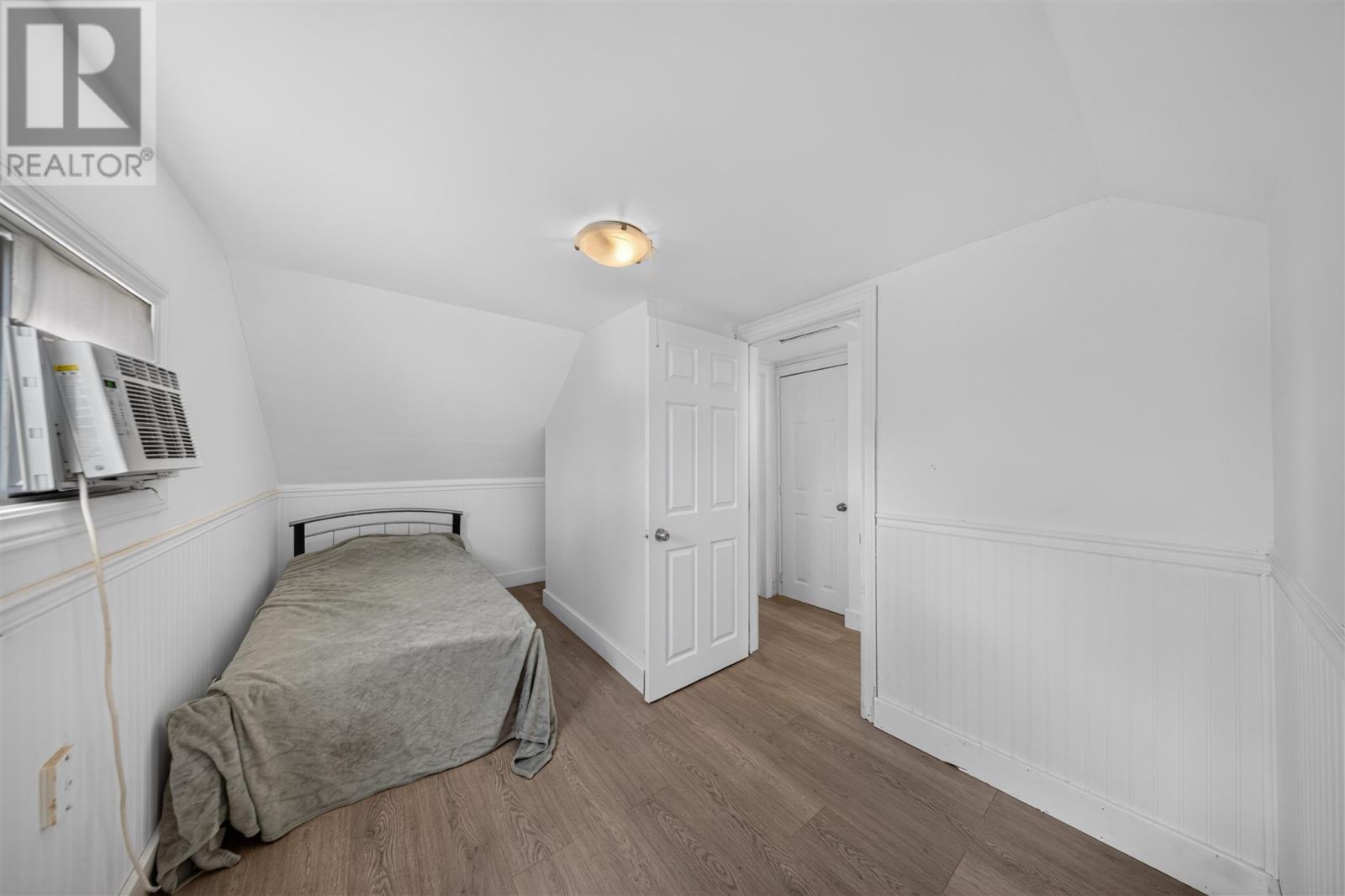 566 Northland RD - Image 25