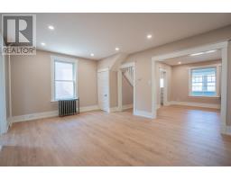 216 Goulais Ave, Sault Ste  Marie, ON P6C4Z8 Photo 15