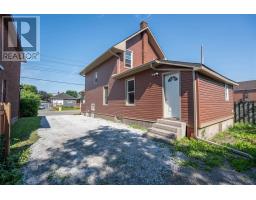 216 Goulais Ave, Sault Ste  Marie, ON P6C4Z8 Photo 36