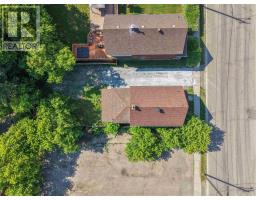 216 Goulais Ave, Sault Ste  Marie, ON P6C4Z8 Photo 40