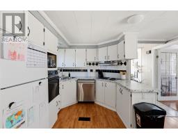 24 Daniel Ct, Heyden, ON P6A5K7 Photo 11