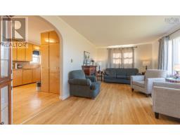 911 Highway 335, West Pubnico, NS B0W3S0 Photo 17
