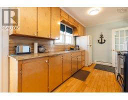 911 Highway 335, West Pubnico, NS B0W3S0 Photo 24