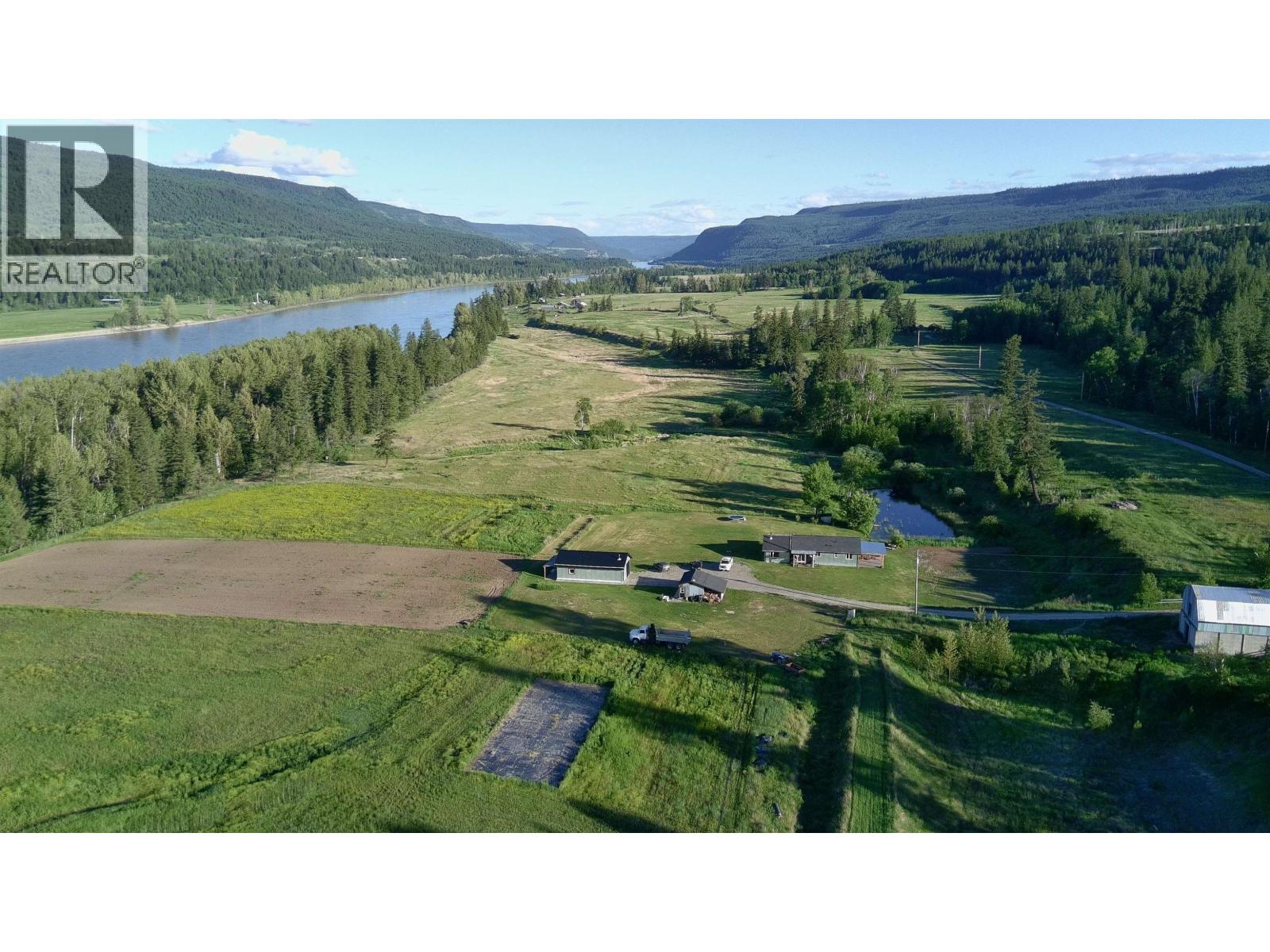 9811 MARGUERITE FERRY ROAD, Quesnel — photo 2
