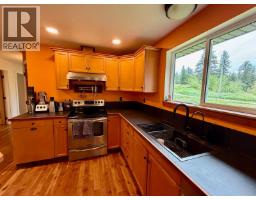 9811 Marguerite Ferry Road, Quesnel, BC V2J6R6 Photo 23