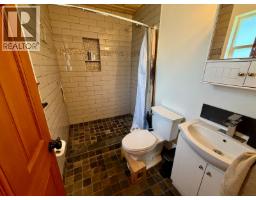 9811 Marguerite Ferry Road, Quesnel, BC V2J6R6 Photo 33