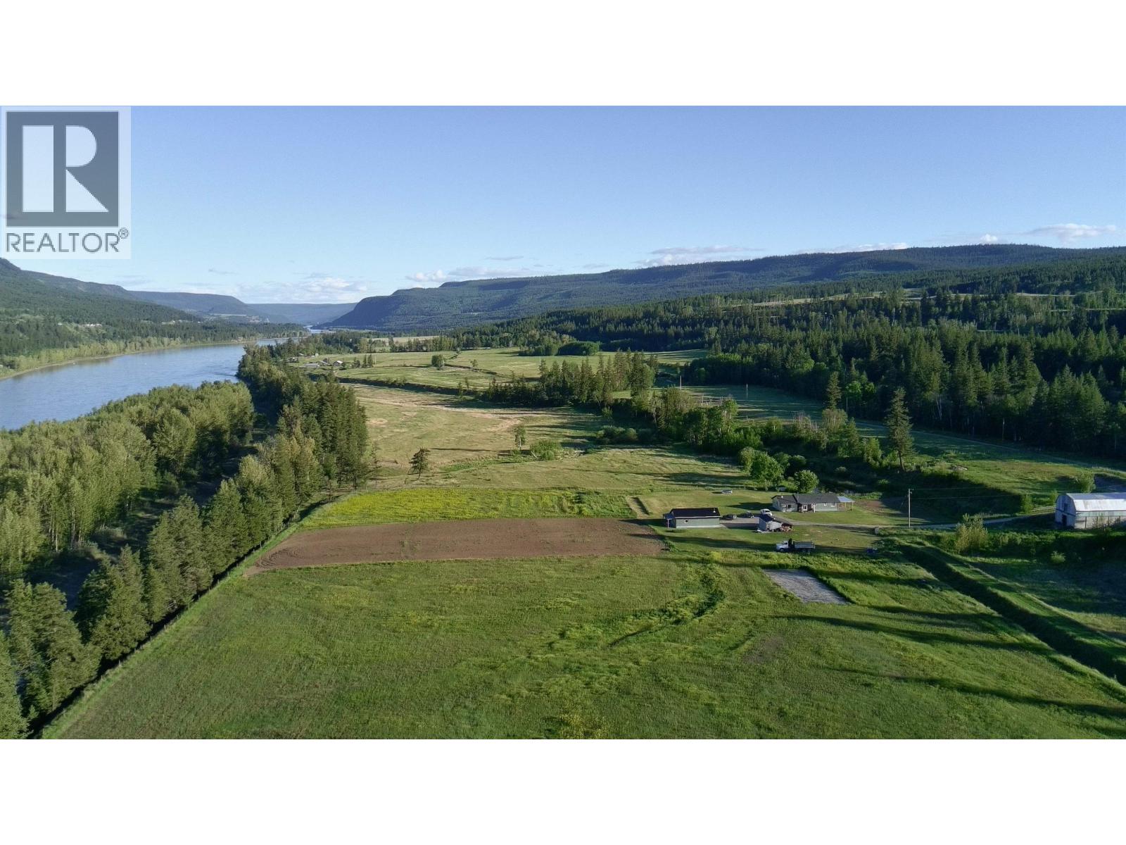 9811 MARGUERITE FERRY ROAD, Quesnel — photo 1