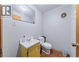 12145 21ave, Blairmore, AB T0K0E0 Photo 40
