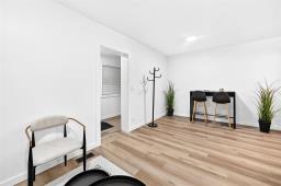 Laundry room - 1530 Alexander Avenue, Winnipeg, MB R3E1L8 Photo 6