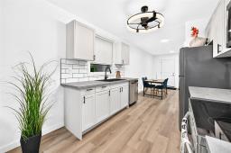 1530 Alexander Avenue, Winnipeg, MB R3E1L8 Photo 9