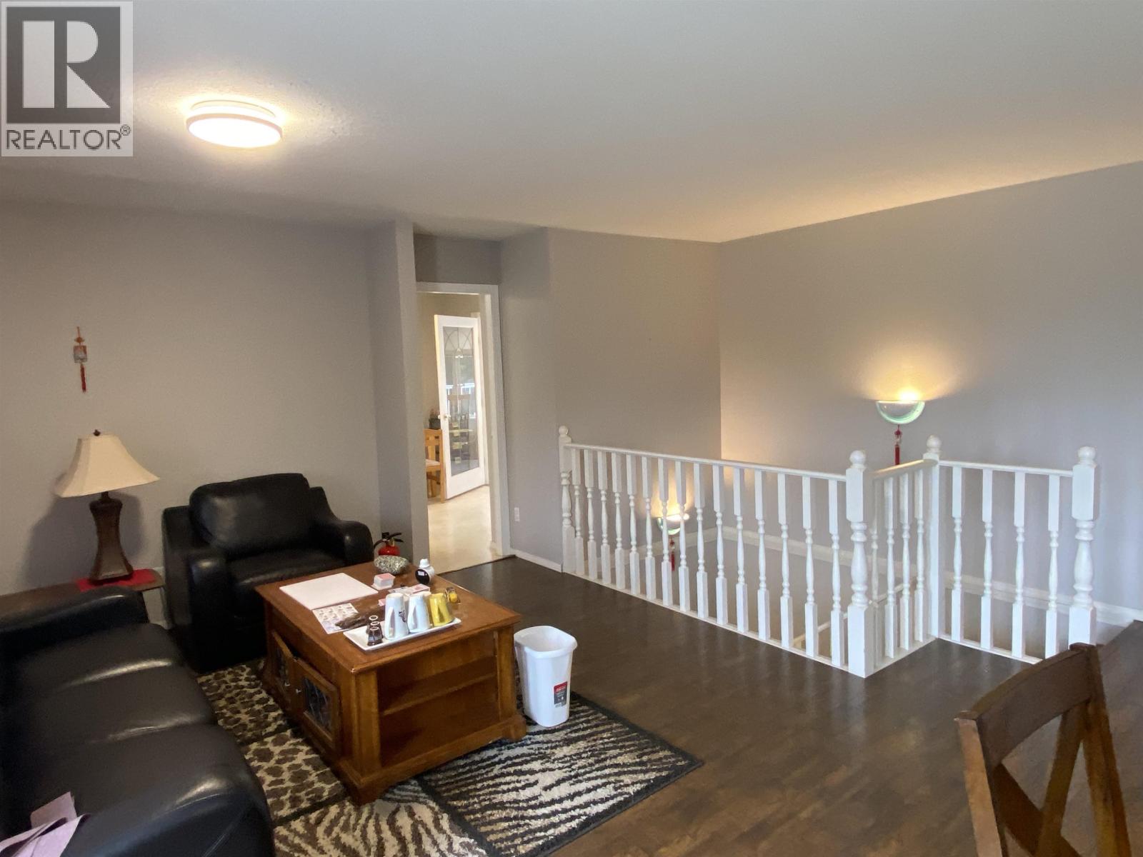 4839 MILLS AVENUE, Terrace