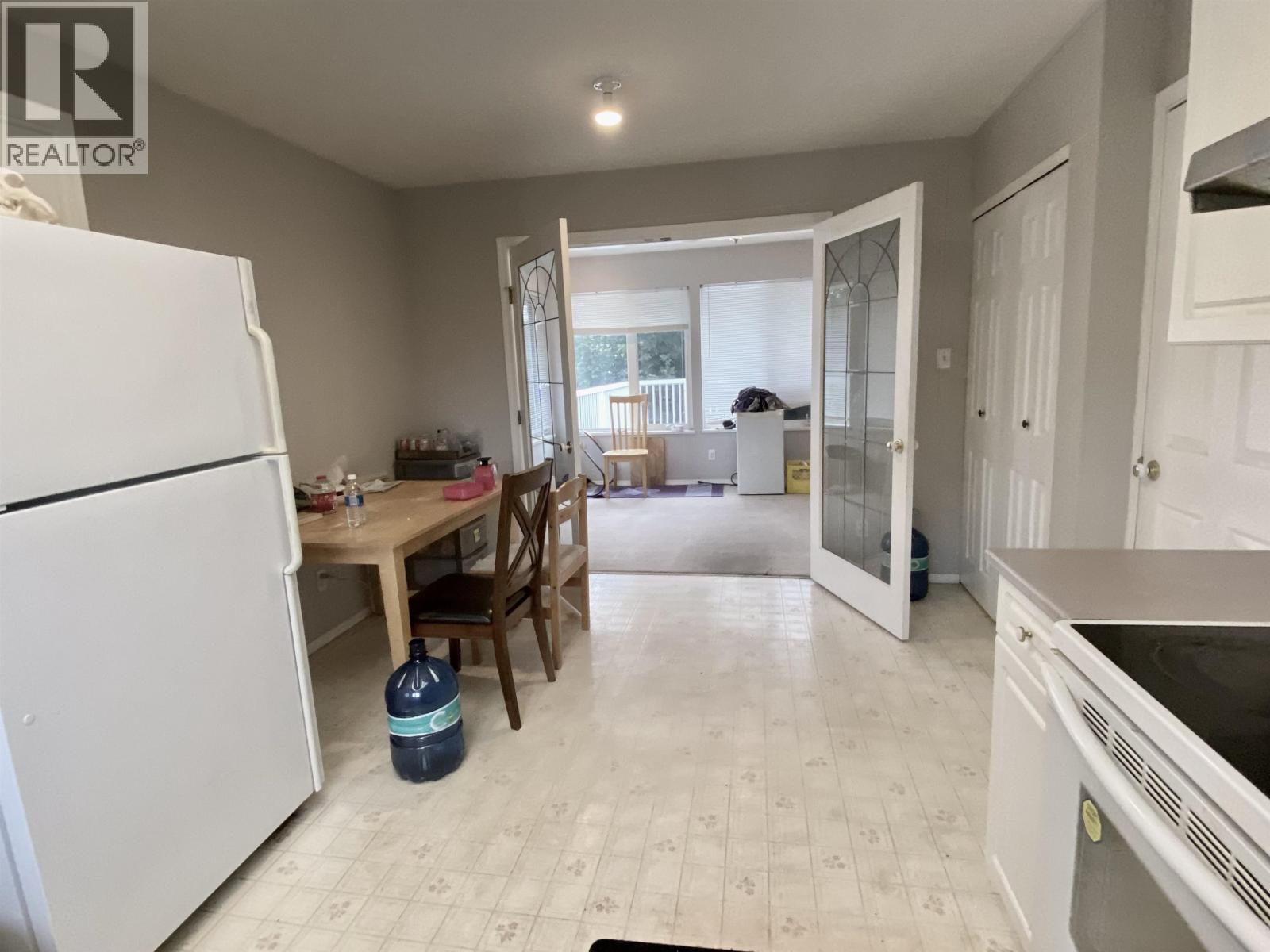 4839 MILLS AVENUE - 5