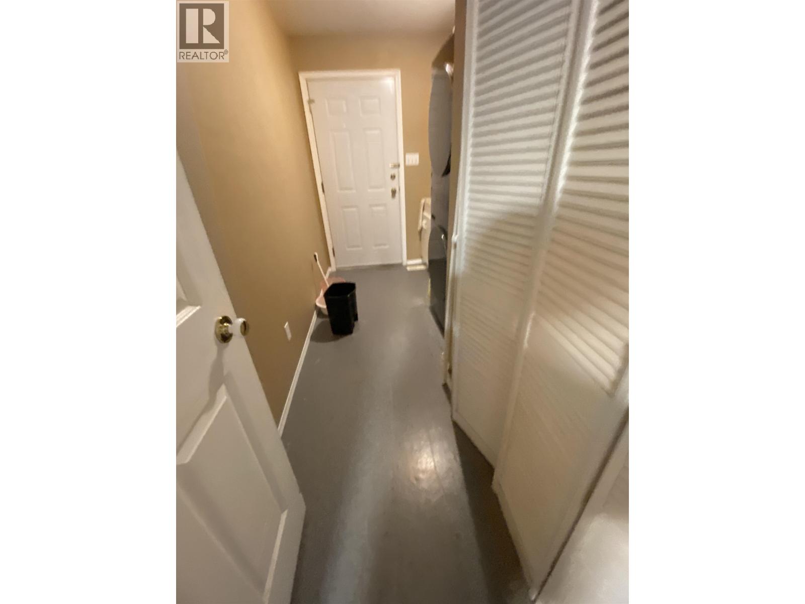 4839 MILLS AVENUE - 25