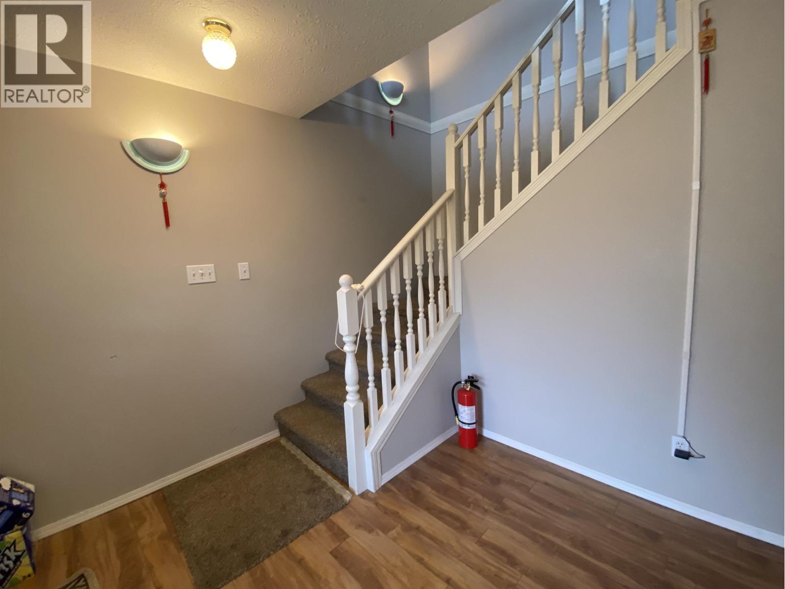 4839 MILLS AVENUE - 18