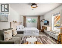 4201 Skaha Lake Road, Penticton, BC V2A0K4 Photo 22