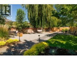 4201 Skaha Lake Road, Penticton, BC V2A0K4 Photo 12