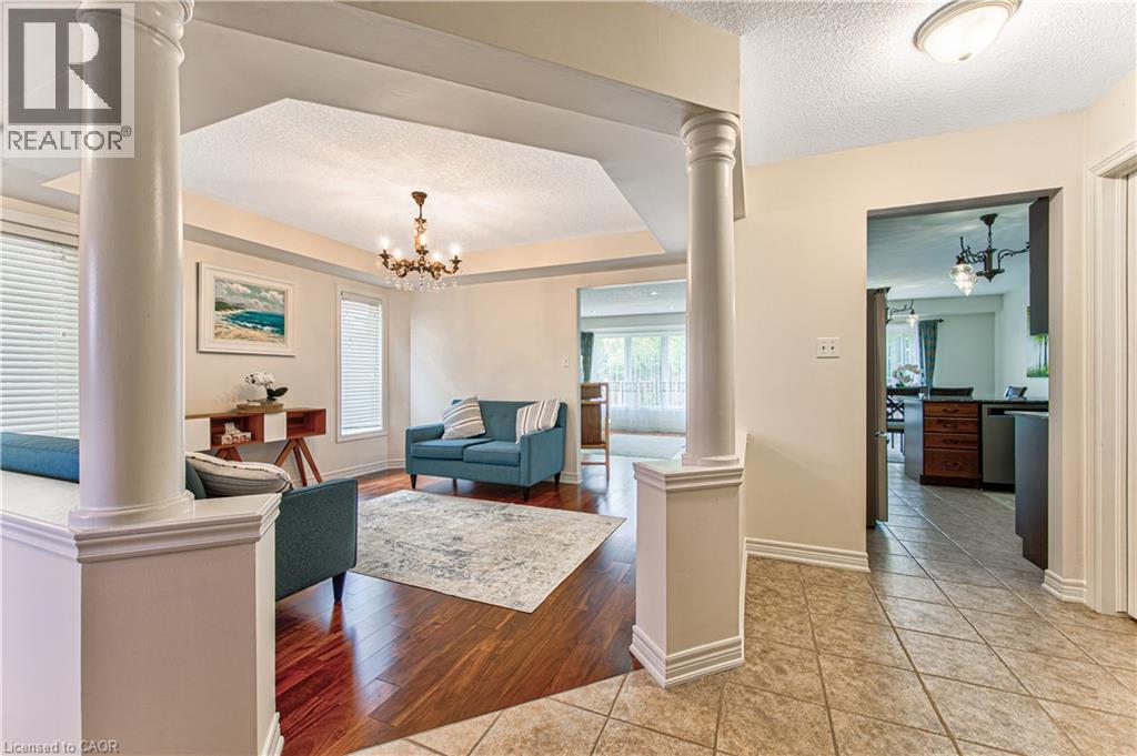 270 SPRINGVALLEY Crescent, Hamilton — photo 7