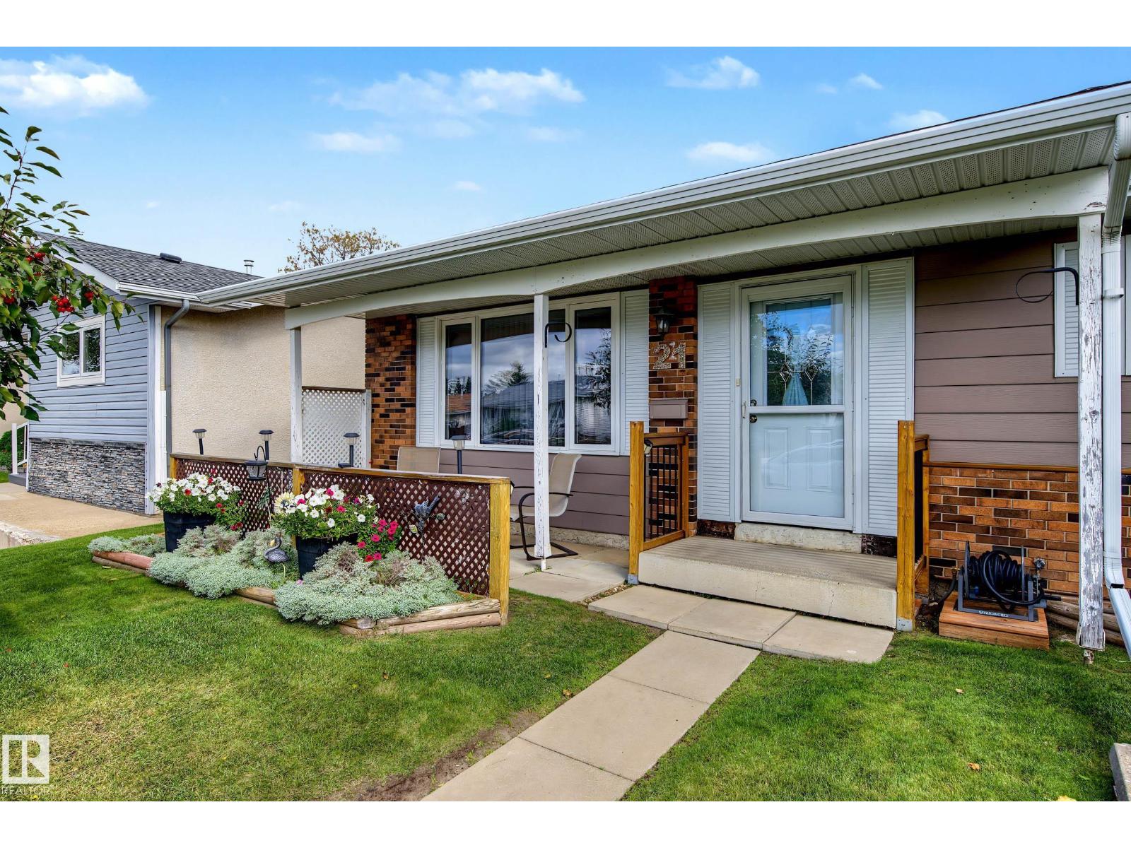 21 MALIGNE DR - 2