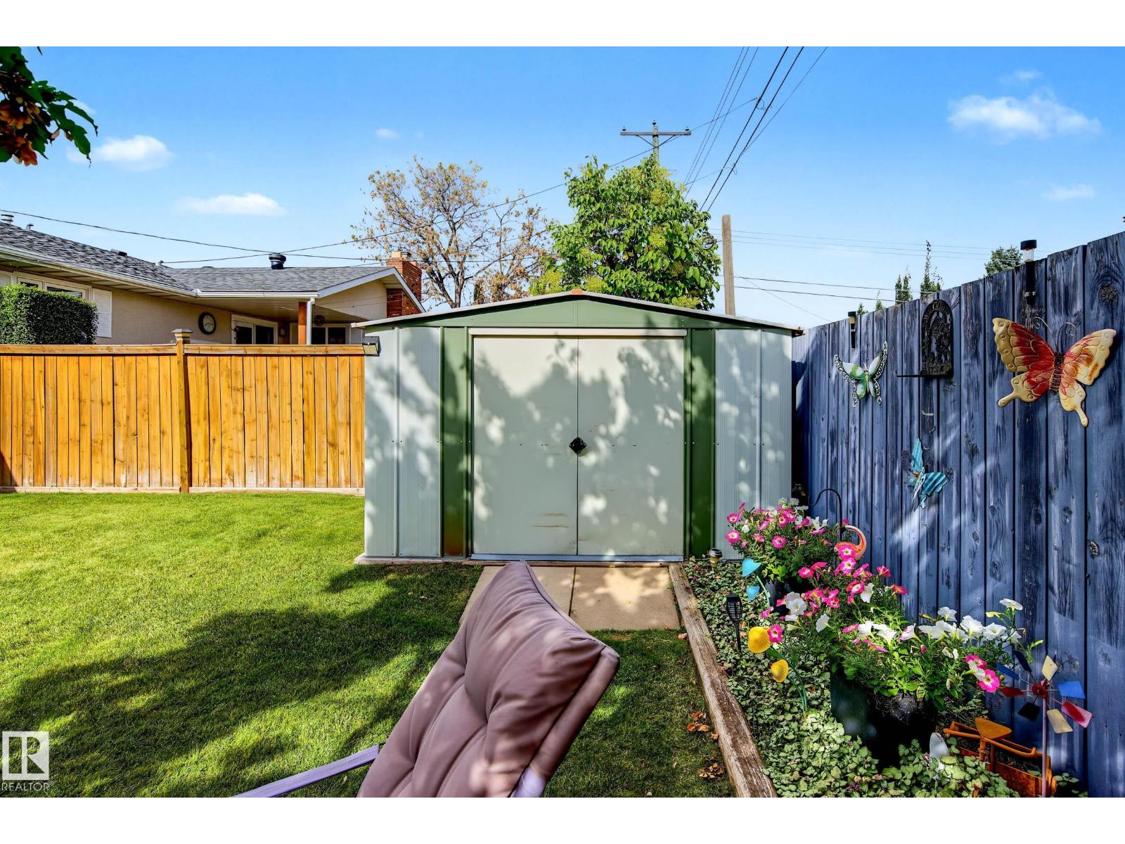 21 MALIGNE DR - 50