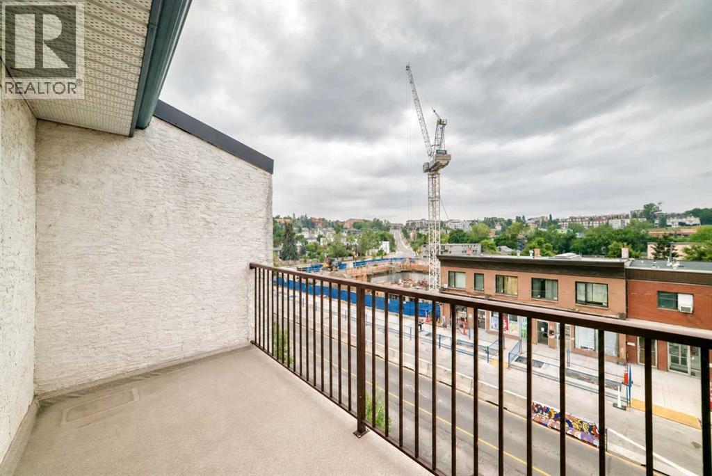 #403 647 1 Avenue NE - 31