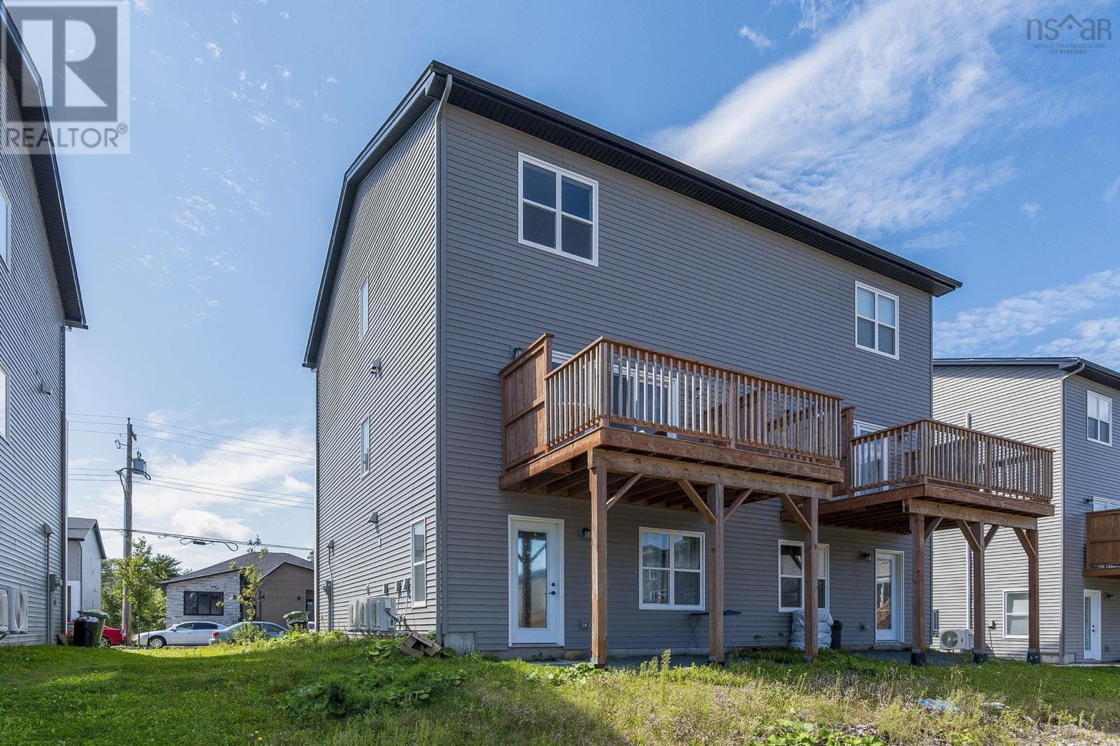 78 Honeygold Drive, Halifax — photo 2